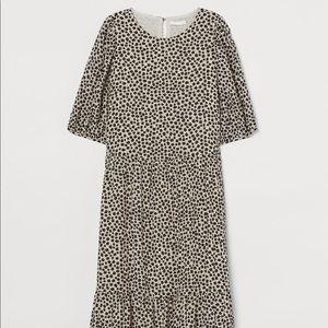 Pair with your doc’s H&M Floral Puff Sleeved Dress